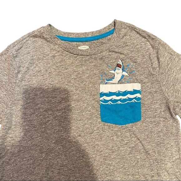 Bundle Of Two Boys T-Shirts - Picture 3 of 16